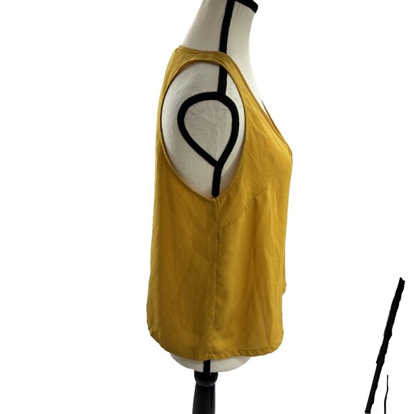 Paper Crane Womens Size S Tank Top Yellow Button Front Sleeveless Casual Blouse - Picture 3 of 6